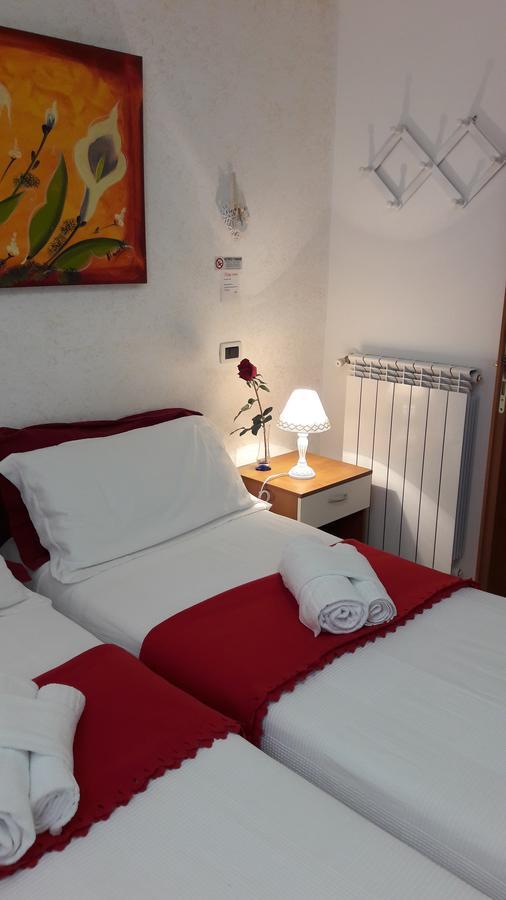 Nataly'S House Bed&Breakfast Ла-Массимина-Касал-Лумброзо Экстерьер фото