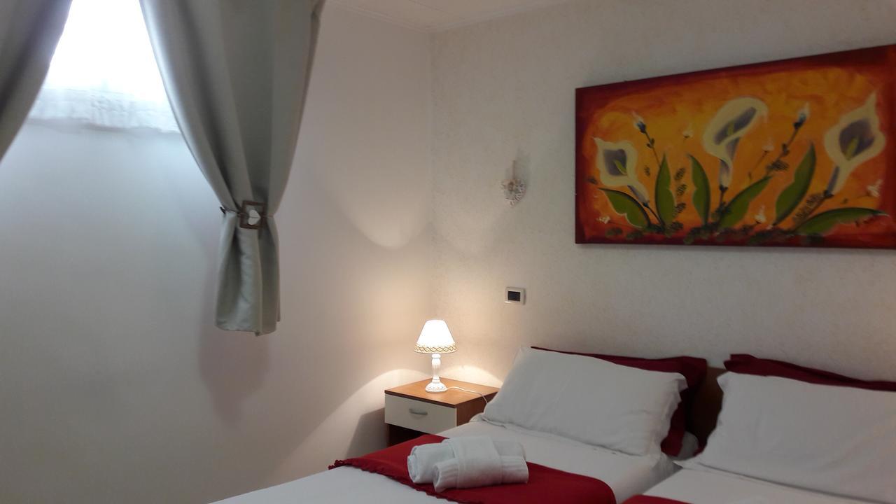 Nataly'S House Bed&Breakfast Ла-Массимина-Касал-Лумброзо Экстерьер фото