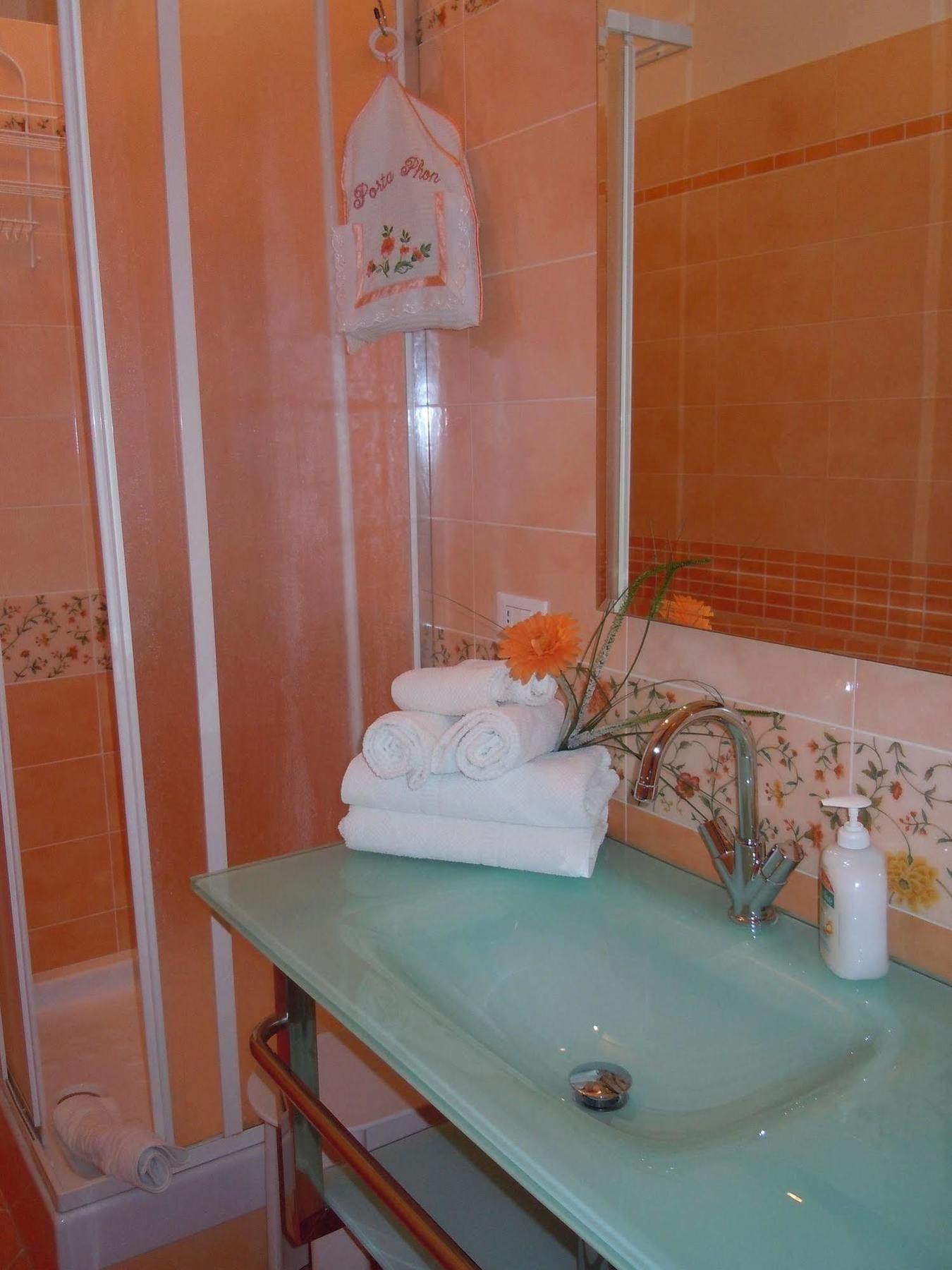 Nataly'S House Bed&Breakfast Ла-Массимина-Касал-Лумброзо Экстерьер фото