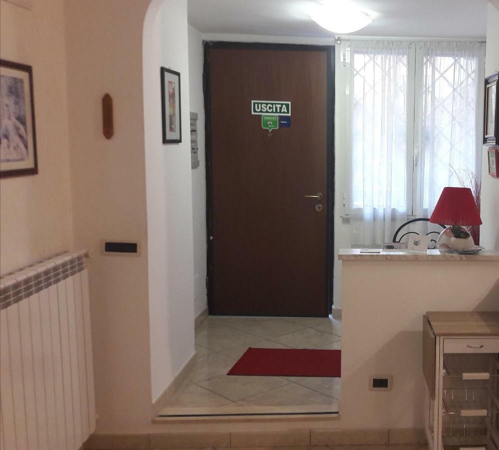 Nataly'S House Bed&Breakfast Ла-Массимина-Касал-Лумброзо Экстерьер фото